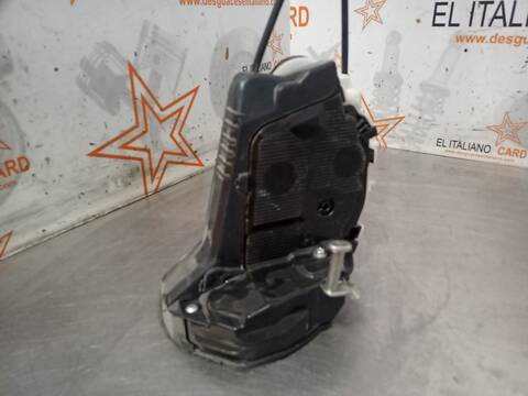 Foto 3ª: Cerradura Puerta Trasera Derecha Toyota Yaris HYBRID ACTIVE 101CV [1NZ] (2019)