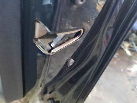 Cerradura Puerta Delantera Derecha Bmw Serie 1 114 118D BERLINA 143CV 105KW