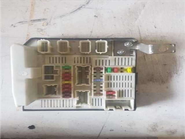 Foto 1ª: Caja Reles Fusibles Renault Kangoo 1.5 AUTHENTIQUE [1.5 LTR. - 50 KW DCI DIESEL] [K9K A8]