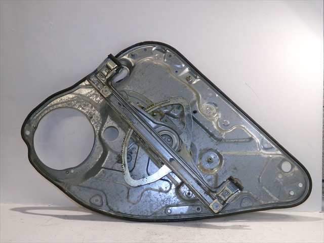 Foto 2ª: Elevalunas Eléctrico Trasero Izquierdo Ford Focus 1.8 TDCI 2004-2008 [KKDA] (2007)