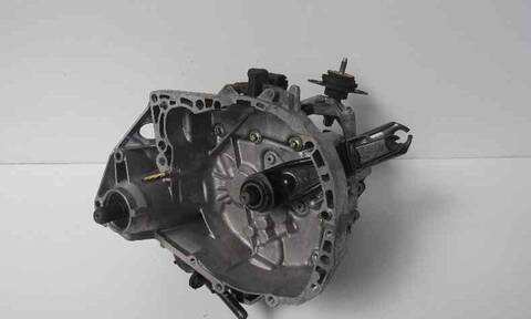 Foto 1ª: Caja Cambios Renault Clio 1.5 DCI DIESEL 101CV 74KW (2002)