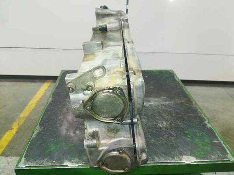 Foto 2ª: Culata Mercedes Clase S 220 2.8 COUPE BERLINA 185CV 136KW (1979)