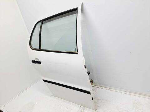 Foto 4ª: Puerta Trasera Derecha Volkswagen Polo CONCEPTLINE BERLINA 60CV 44KW [AUD] (2000)