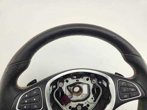 Foto 4ª: Volante Mercedes Clase B 150 B 200 CDI 246.208) 136CV 100KW [651930] (2017)