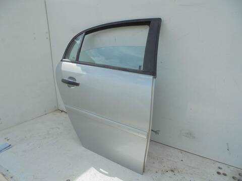 Foto 3ª: Puerta Trasera Derecha Opel Vectra CLUB BERLINA 122CV 90KW [Z18XE] (2004)
