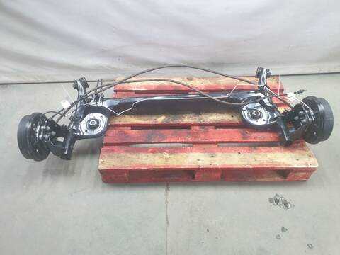 Foto 3ª: Puente Trasero Dacia Duster TCE 130 EXTREME