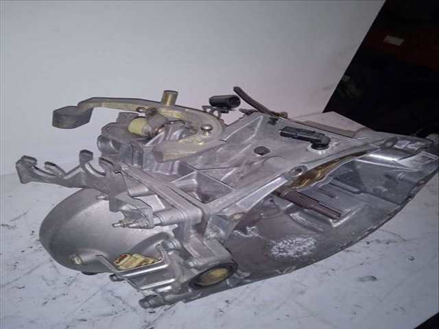 Foto 3ª: Caja Cambios Peugeot 406 2.2 HDI FAP CAT COUPE 133CV 98KW (2001)