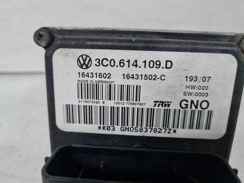 Foto 3ª: Abs Volkswagen Passat 2.0 TDI BERLINA 140CV 103KW [BKP] (1950)