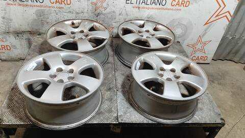 Foto 2ª: Juego LLantas Audi A3 1.9 TDI AMBIENTE 110CV 81KW [AHF] (2002)