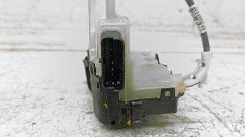 Foto 2ª: Cerradura Puerta Delantera Izquierda Opel Combo 1.5 D 102CV 75KW FURGONETA [YH01] (2021)