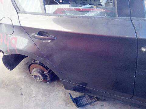Puerta Trasera Derecha Bmw Serie 1 114 118D BERLINA 122CV 90KW