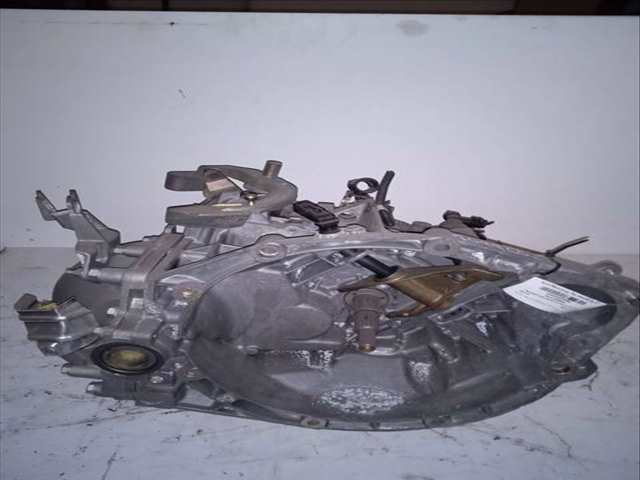 Foto 2ª: Caja Cambios Peugeot 406 2.2 HDI FAP CAT COUPE 133CV 98KW (2001)