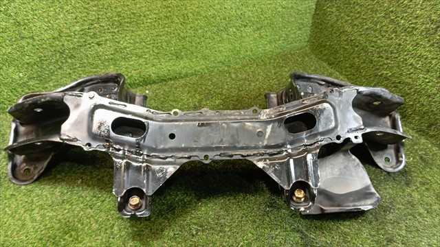 Foto 2ª: Cuna de Motor Nissan Skyline 2.5 G R34 [RB25] (2001)