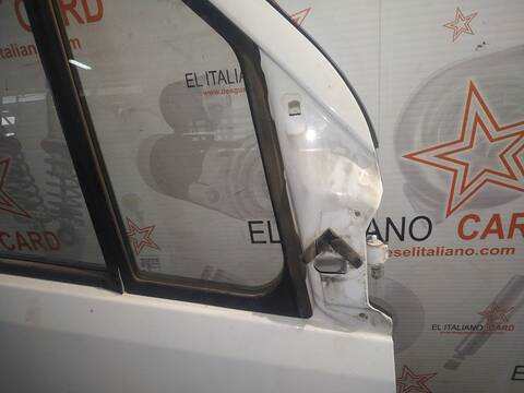 Foto 3ª: Puerta Delantera Derecha Mercedes Sprinter 210/213/216 CDI 906.111/113) 163CV 120KW CAJA ABIERTA [651955] (2014)