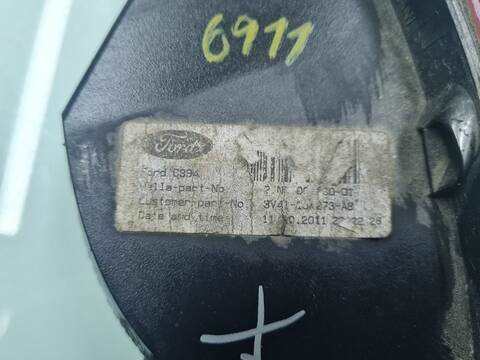 Foto 4ª: Piloto Trasero Izquierdo Ford Kuga TITANIUM 4X2 140CV 103KW [UFDA] (2012)