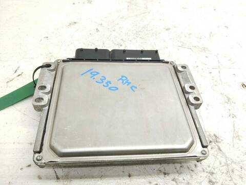 Foto 4ª: Centralita Motor ECU Ssangyong Tivoli CRYSTAL 4X2 116CV 85KW [673910] (2017)