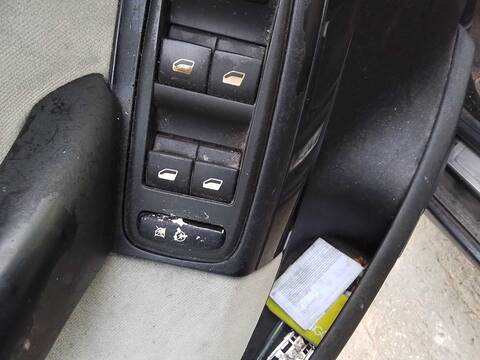 Botonera Elevalunas Citroen C4 2.0 HDI FAP CAT RHR - DW10BTED4) PICASSO 136CV 100KW