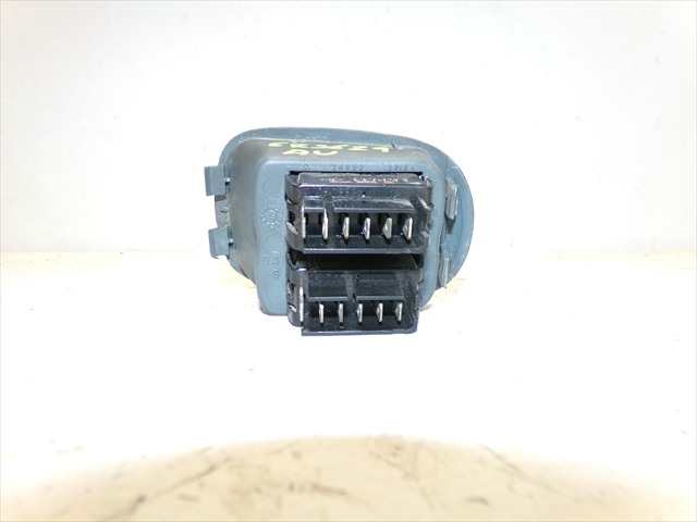 Foto 4ª: Botonera Elevalunas Renault Scenic 1.9 D 1996-1998 [F9Q] (1998)