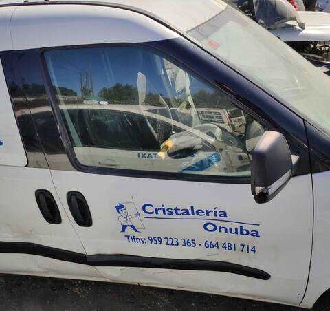 Puerta Delantera Derecha Opel Combo CARGO L1H1 2 2T 95CV 70KW