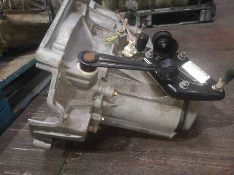 Foto 3ª: Caja Cambios Citroen Saxo HDZ (1999)