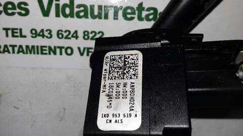 Foto 3ª: Mando Multifuncion Volkswagen Golf SPORTLINE 140CV 103KW [BKD] (2005)