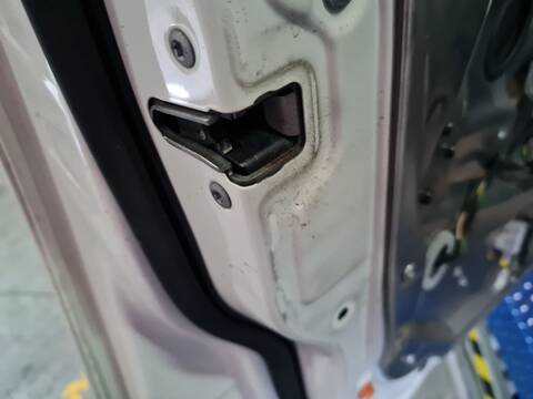 Cerradura Puerta Delantera Izquierda Mercedes Clase C 160 C 220 CDI 204.008) BERLINA 170CV 125KW