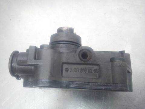 Foto 4ª: Bomba Combustible Mercedes Clase C 160 220 CDI 203.006) BERLINA 143CV 105KW