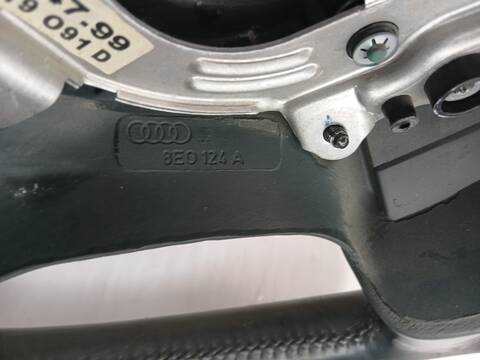 Foto 2ª: Volante Audi A6 2.5 TDI QUATTRO AVANT 180CV 132KW [BAU] (2001)