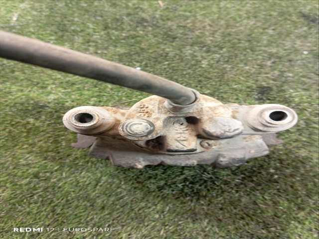 Foto 3ª: Pinza Freno Trasera Derecho Mercedes Clase ML 270 2.7 D DCI [612963] (2000)