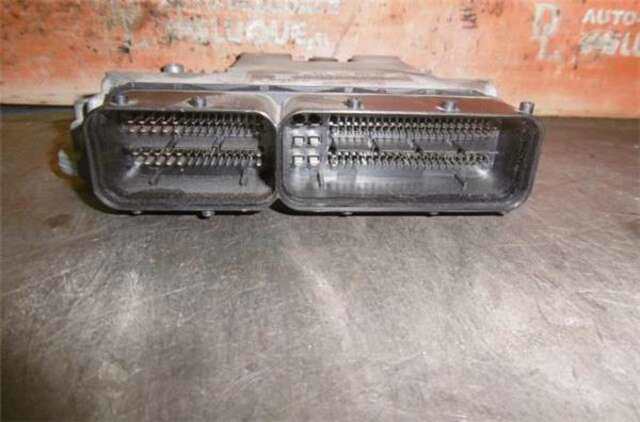Foto 2ª: Centralita Motor ECU Volkswagen Caddy 1.9 FURG. [1.9 LTR. - 55 KW TDI (BSU)]