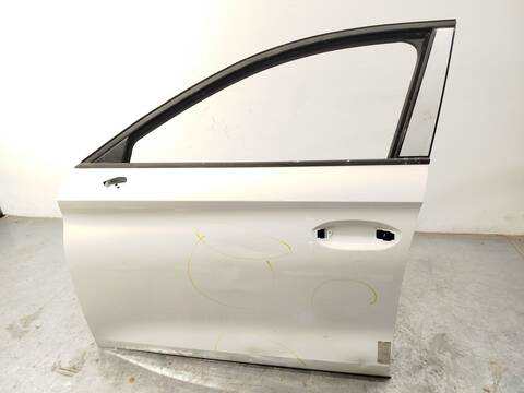 Foto 3ª: Puerta Delantera Izquierda Seat Leon 2.0 TDI 116CV 85KW [DXRC] (2024)