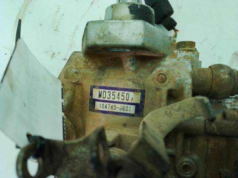 Foto 3ª: Bomba Inyeccion Mitsubishi Outlander 2.5 TD 4WD K74T) [4D56-TD] (1996)