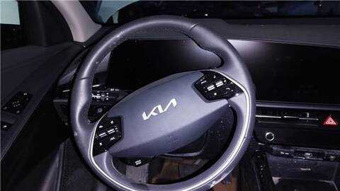Volante Kia Niro 1.6 105CV