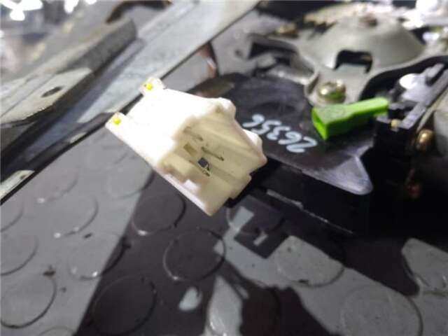 Foto 3ª: Elevalunas Eléctrico Trasero Izquierdo Mitsubishi Montero 2.0 GDI (H67W. H77W) [4G94 (GDI)]
