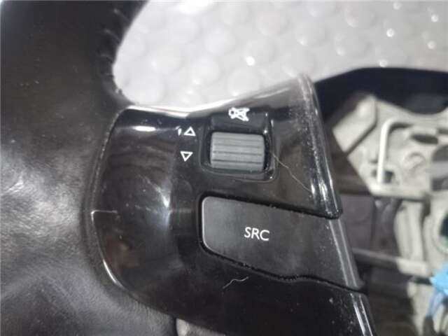 Foto 3ª: Volante Peugeot 308 1.6 STYLE [1.6 LTR. - 88 KW BLUE-HDI FAP]