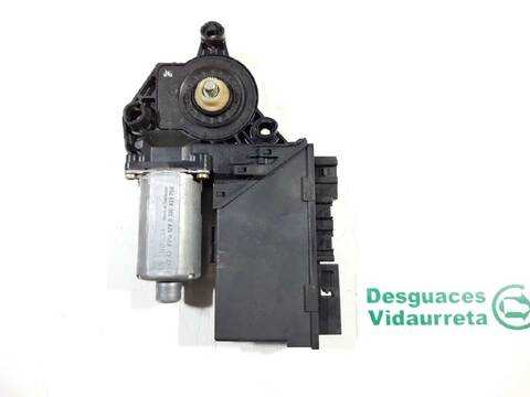 Foto 2ª: Elevalunas Eléctrico Trasero Derecho Audi A4 2.5 TDI 120KW) BERLINA 163CV [BFC] (2002)