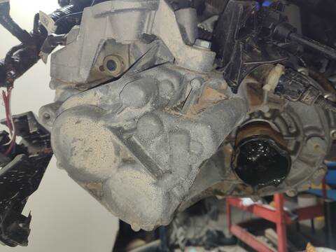 Foto 3ª: Caja Cambios Renault Clio VERSION INDEFINIDA (2022)