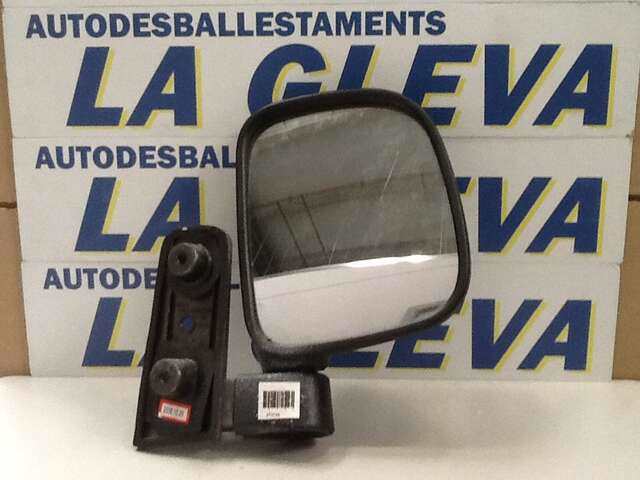 Retrovisor Derecho Hyundai H1 2.5 D 0CV