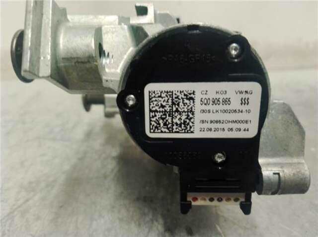 Foto 3ª: Motor de Arranque Volkswagen Golf 1.6 ADVANCE BLUEMOTION TECH. [1.6 LTR. - 77 KW TDI DPF] [CXX]