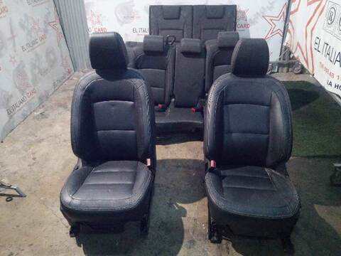 Asientos Traseros Nissan Qashqai ACENTA 150CV 110KW