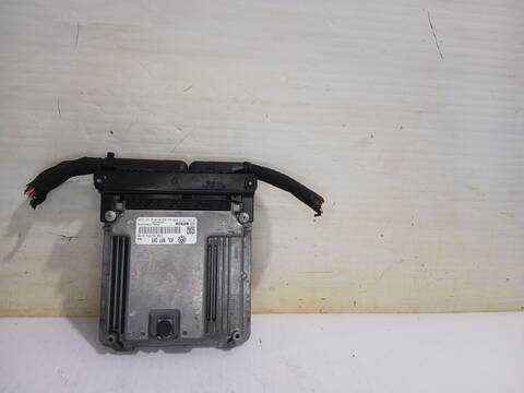 Foto 2ª: Centralita Motor ECU Volkswagen Passat INDIVIDUAL BERLINA 140CV 103KW (2003)