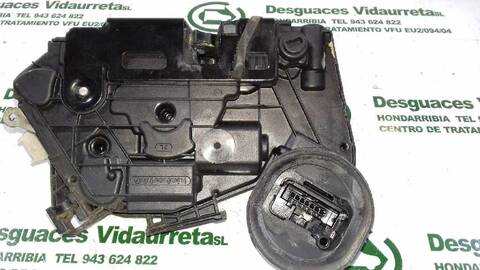 Foto 2ª: Cerradura Puerta Trasera Izquierda Volkswagen Golf 1.6 TDI DPF 105CV 77KW [CAY] (2010)