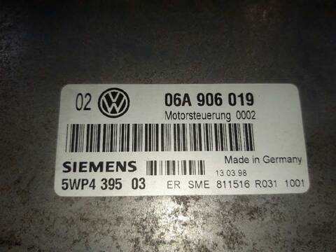 Foto 3ª: Centralita Motor ECU Volkswagen Golf 1.6 BERLINA 100CV 74KW [AKL] (1998)