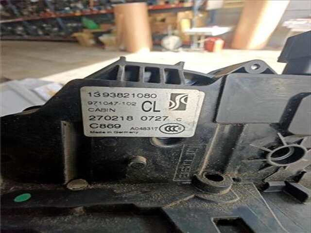 Cerradura Puerta Delantera Izquierda Citroen Jumper 2.0 33 L1 BLUEHDI 110 [2.0 LTR. - 81 KW BLUE-HDI FAP CAT]