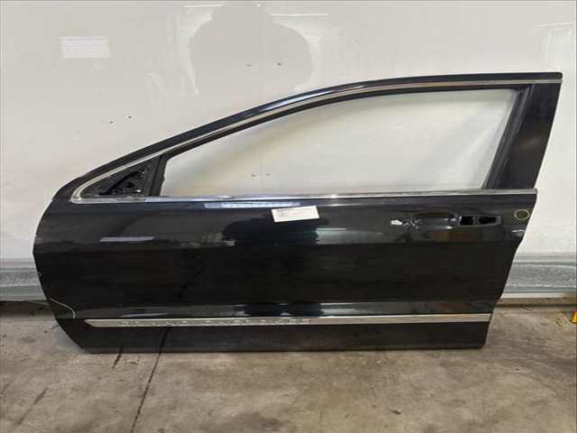 Puerta Delantera Izquierda Jeep Cherokee 190 CV 140KW