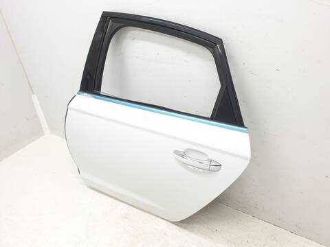 Foto 3ª: Puerta Trasera Izquierda Audi A6 2.0 TDI ULTRA