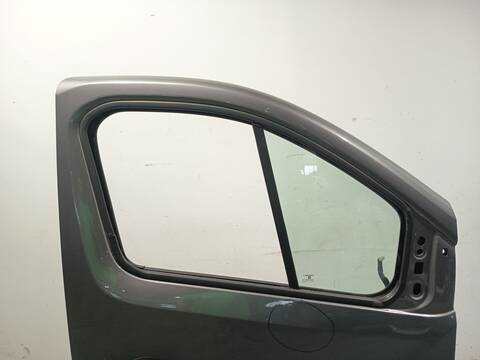 Foto 3ª: Puerta Delantera Derecha Renault Trafic 1.6 DCI 125 JGMH) 125CV 92KW [R9M452] (2015)