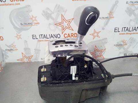 Foto 3ª: Palanca de Cambio Audi A4 2.0 TDI 16V 103KW) BERLINA 140CV [BLB] (2006)