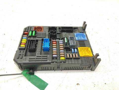 Caja Reles Fusibles Opel Crossland DESIGN LINE 102CV 75KW