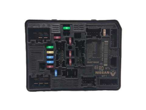 Caja Reles Fusibles Dacia Sandero COMFORT 1 TCE CAT 91CV